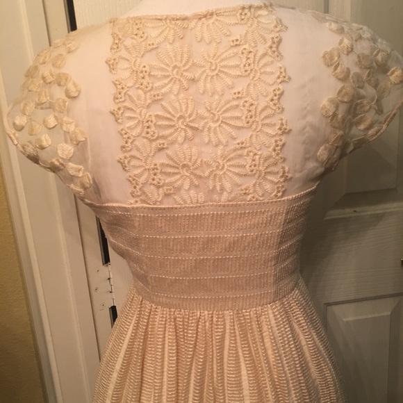 ANTHROPOLOGIE Moulinette Soeurs Ivory Lace Dress - Picture 2 of 8
